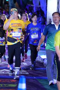 BIB: 208, 4151, 3875
                            <button type="button" onclick="openModal(26237049)" class="btn btn-primary btn-sm float-right btn-popup" data-toggle="modal" data-target=".modal-high-quality">
                        <i class="fas fa-shopping-cart"></i> Add to Cart
                    </button>
                                            <button type="button" onclick="isThisMe(26237049, true)" class="btn btn-success btn-sm float-right btn-popup btn-isme hidden" data-toggle="tooltip" data-placement="bottom" title="นี่คือรูปของคุณใช่ไหม คลิกที่นี่เพื่อเอาเข้าอัลบั้ม">
                        <i class="fas fa-plus"></i> Add to album
                    </button>
                    <button type="button" onclick="isThisMe(26237049, false)" class="btn btn-warning btn-sm float-right btn-popup btn-isnotme hidden">
                        <i class="fas fa-ban"></i> Remove from album
                    </button>